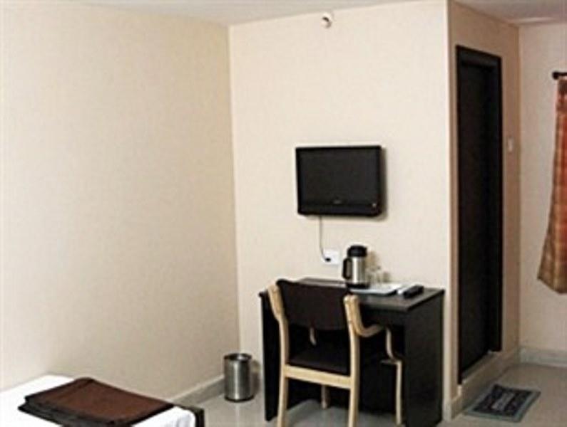 Dwaraka Inn Haydarabad Oda fotoğraf